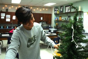 students helped decorate the art class to add some christmas spirit.