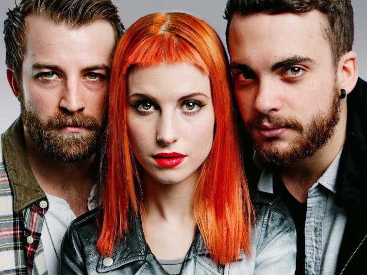 Paramore shocks the audience with a show to remember.
