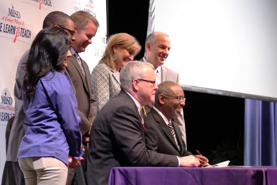 Prairie View, District Sign Acceptance Agreement