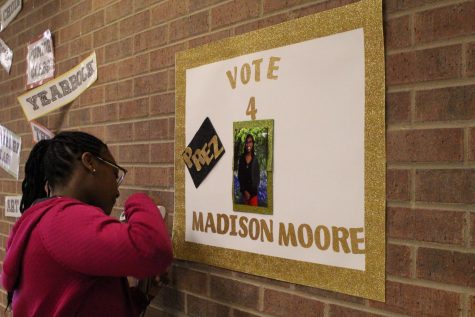 Student Council Hosts Election for Officer Positions
